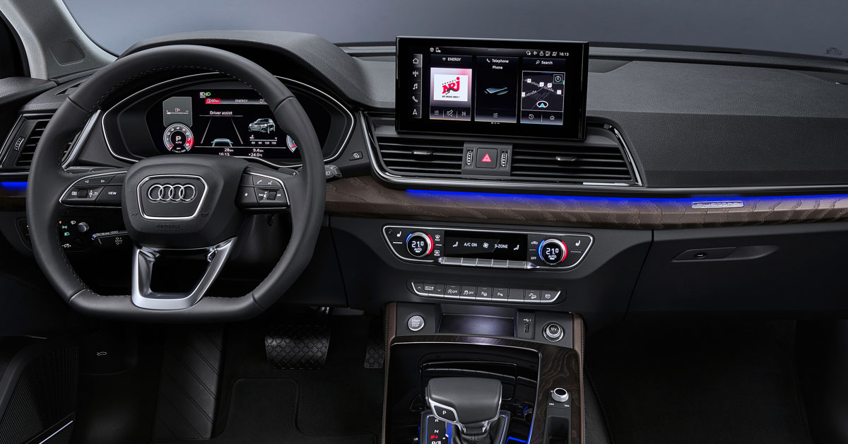 Dashboard shot of the 2021 Audi Q5 Sportback