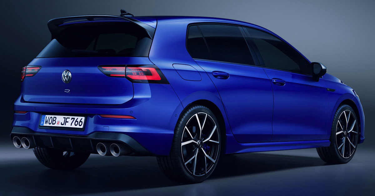 Rear image of the 2021 Volkswagen Golf R Mk8