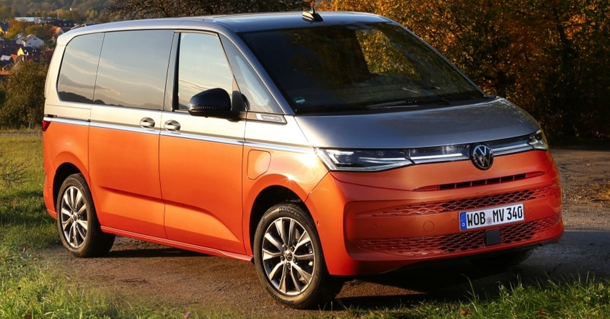 An image of the 2022 Volkswagen Multivan from the front