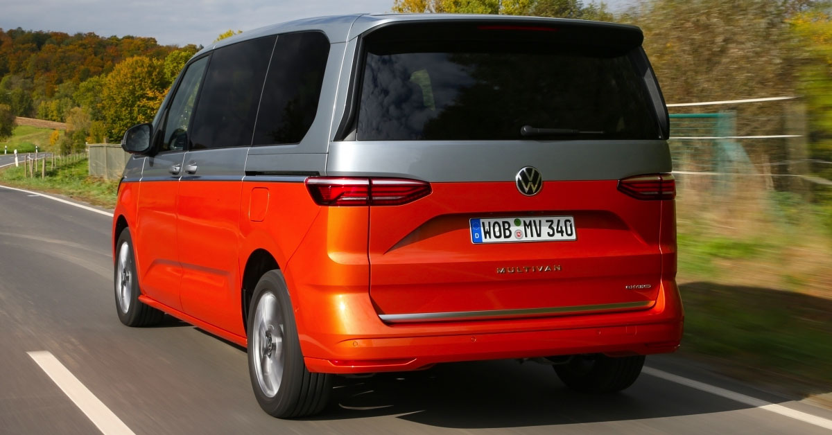 An image of the 2022 Volkswagen Multivan from the rear
