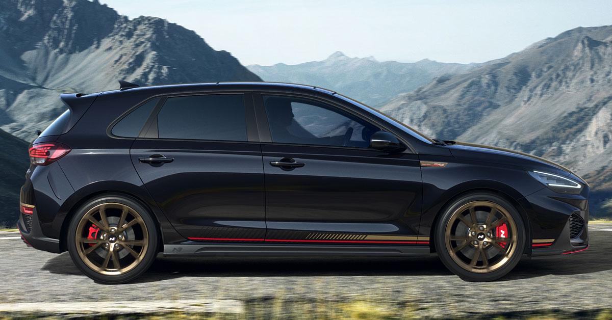 An image of the new 2022 Hyundai i30 N Drive-N Limited Edition from the side profile