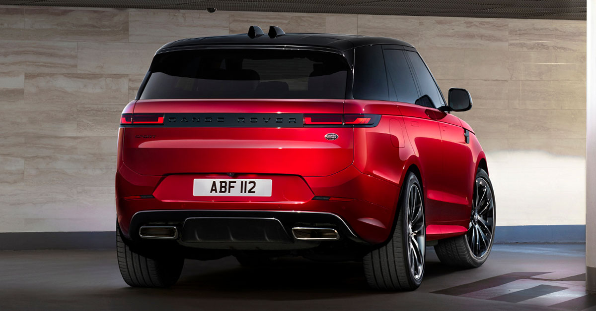 An image of the 2022 third-generation Range Rover Sport from the rear