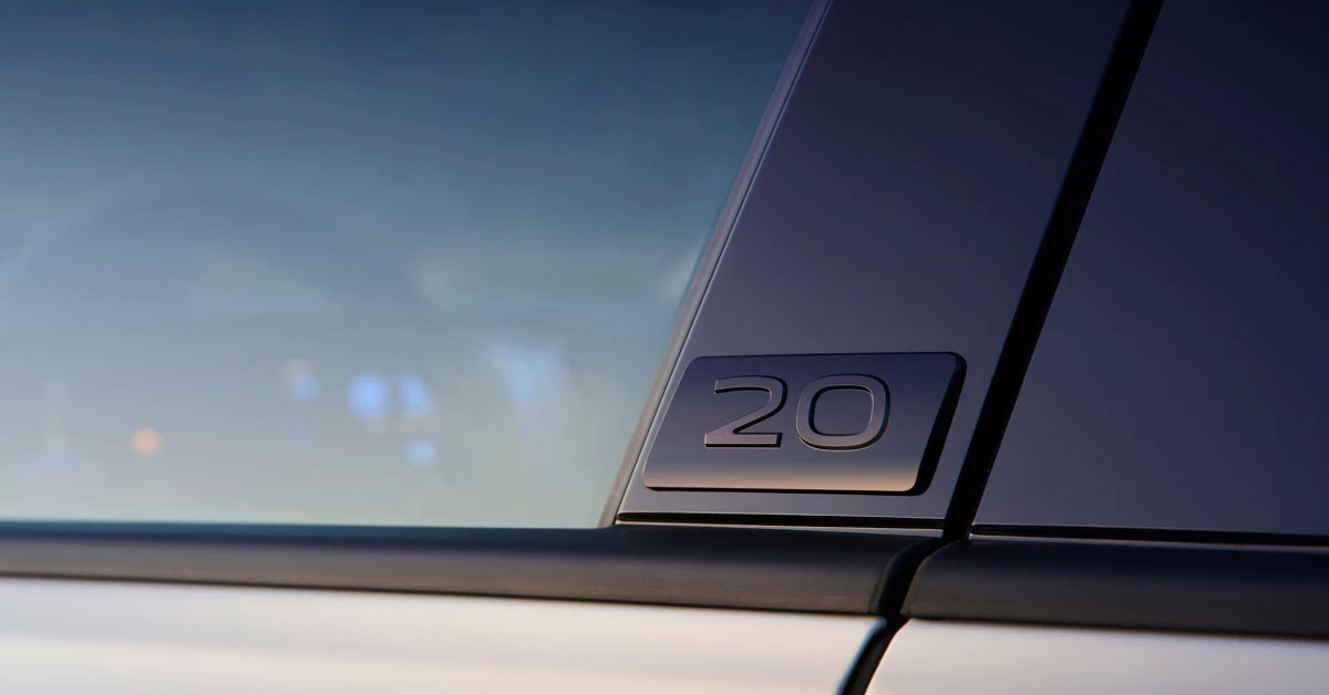 An image of the 2022 20th anniversary Volkswagen Golf R Mk8 showing the 20th anniversary badge