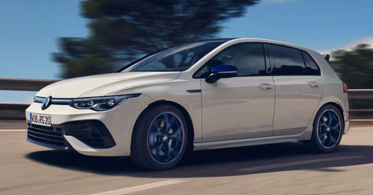 An image of the 2022 20th anniversary Volkswagen Golf R Mk8 from the front