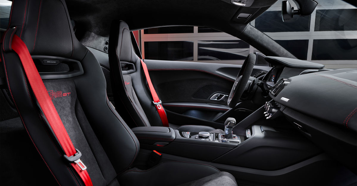 An image of the 2023 Audi R8 RWD GT V10 showing the front drivers interior