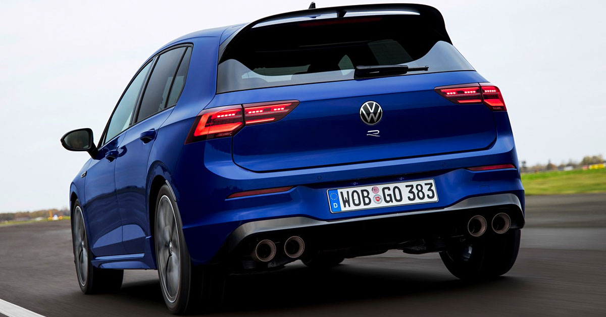 A picture of the 2021 Volkswagen Golf R Mk8 from the rear
