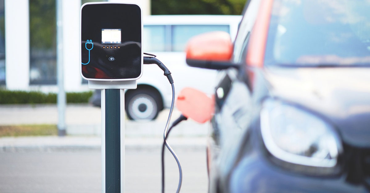 How Long Does It Take to Charge an Electric Car?